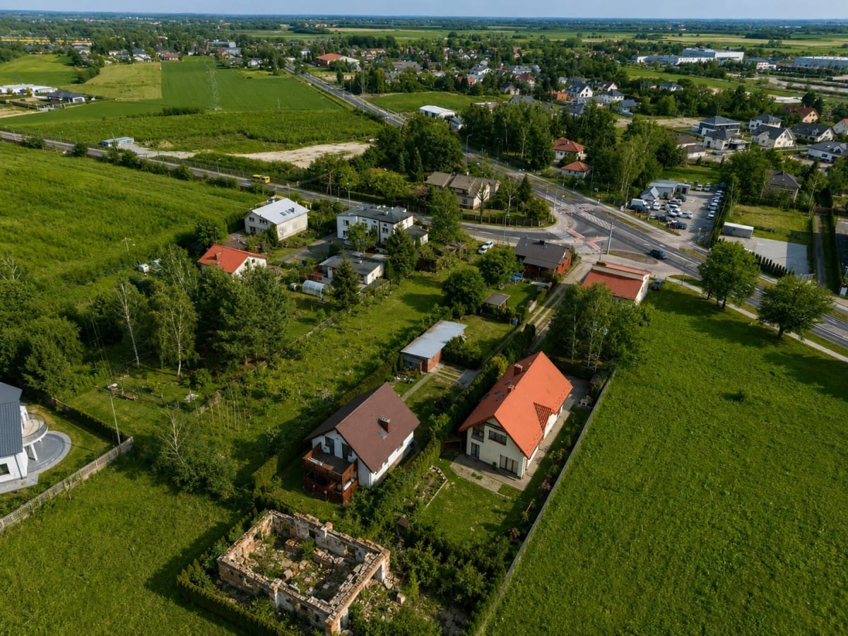Działka  pokojowe na Sprzedaż