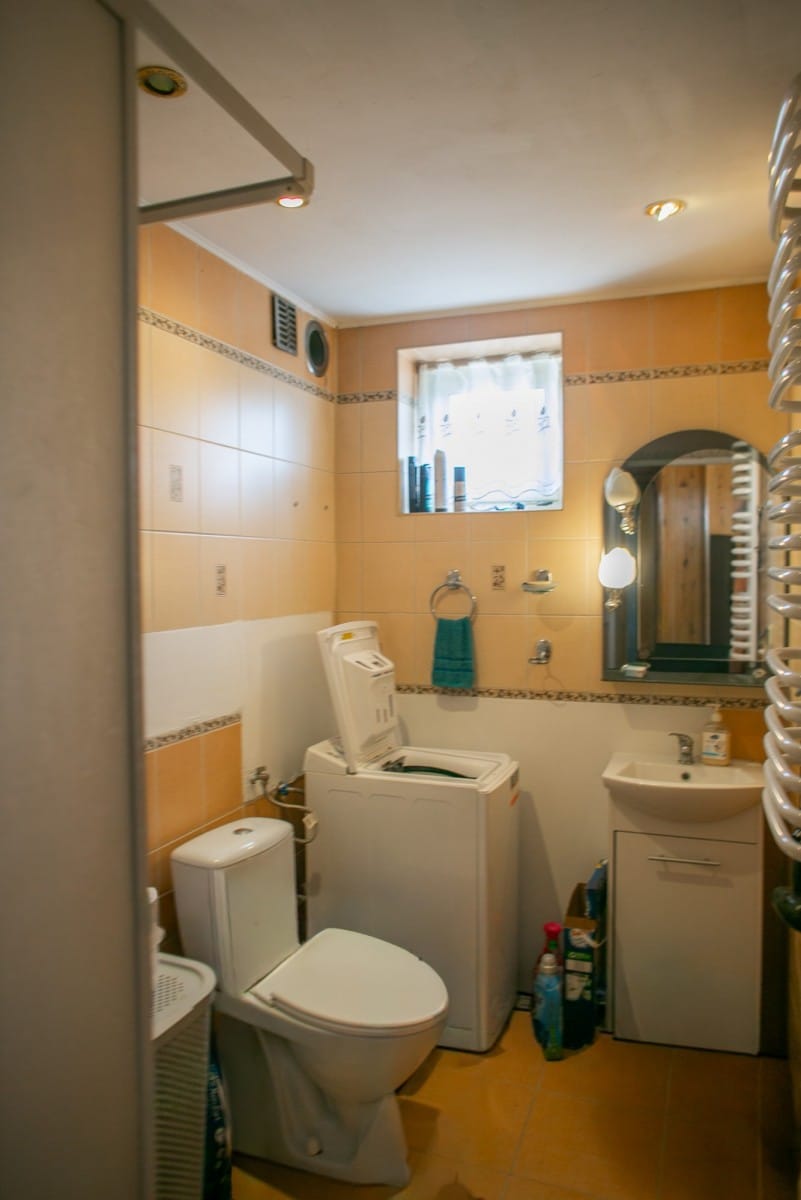 Dom 4 pokojowe na Sprzedaż