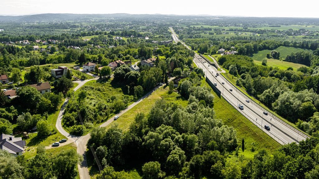 Działka  pokojowe na Sprzedaż