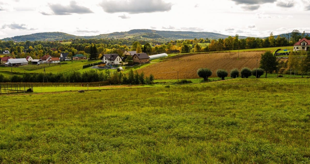 Działka  pokojowe na Sprzedaż