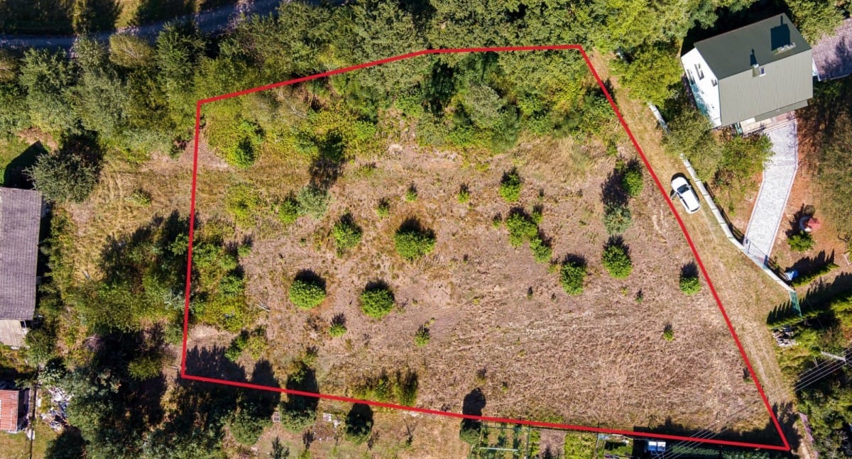 Działka  pokojowe na Sprzedaż