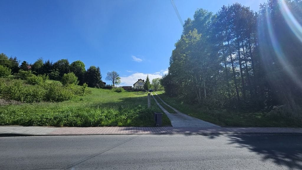 Działka  pokojowe na Sprzedaż