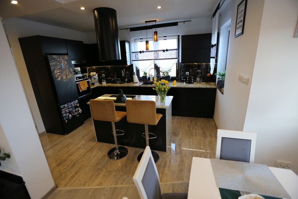 Dom 5 pokojowe na Sprzedaż