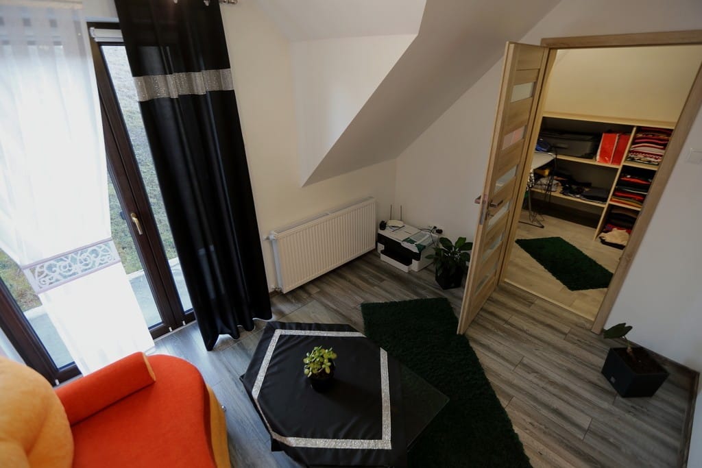 Dom 5 pokojowe na Sprzedaż