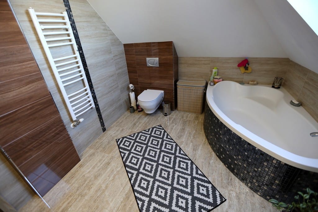 Dom 5 pokojowe na Sprzedaż