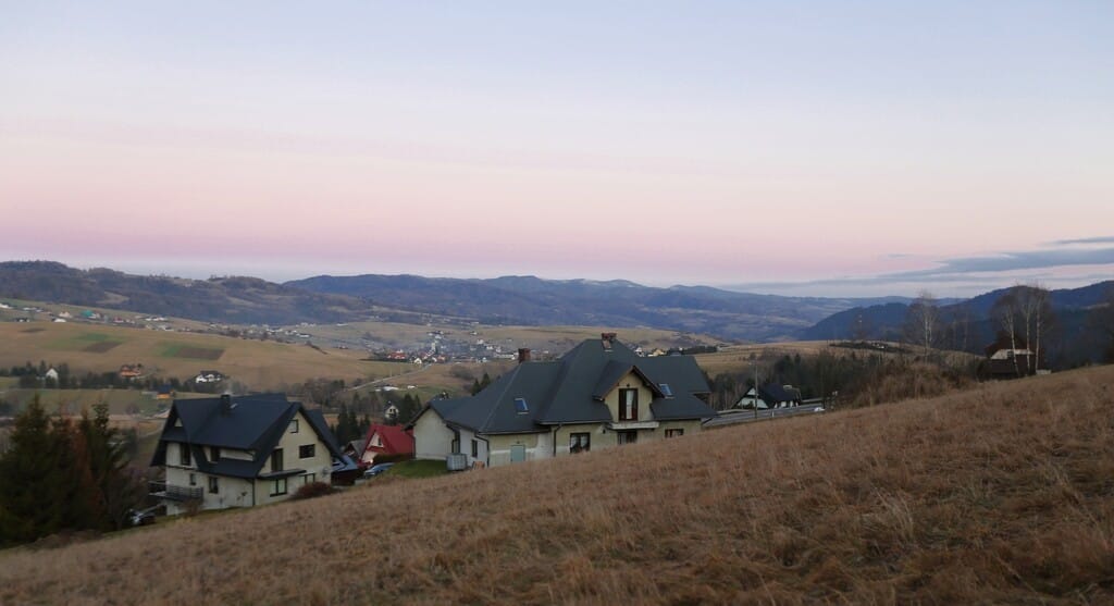 Dom 5 pokojowe na Sprzedaż