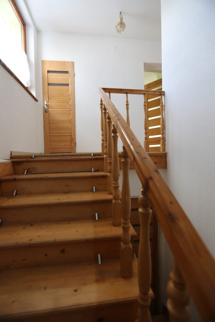 Dom 8 pokojowe na Sprzedaż