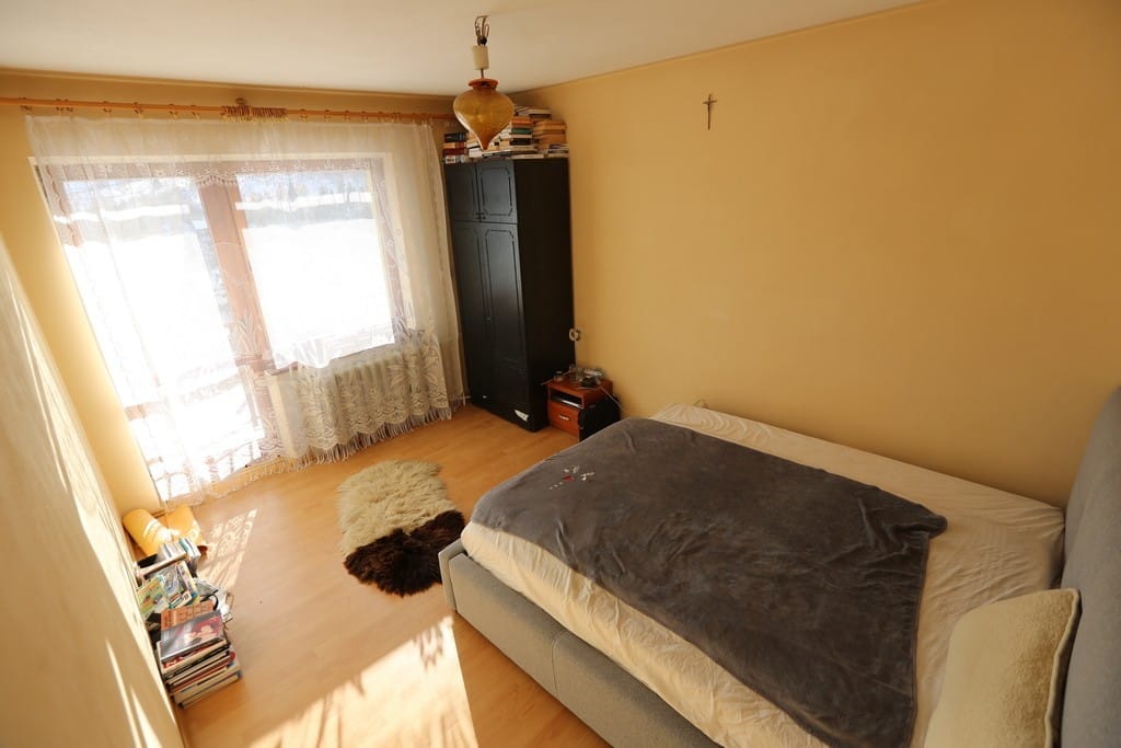 Dom 8 pokojowe na Sprzedaż