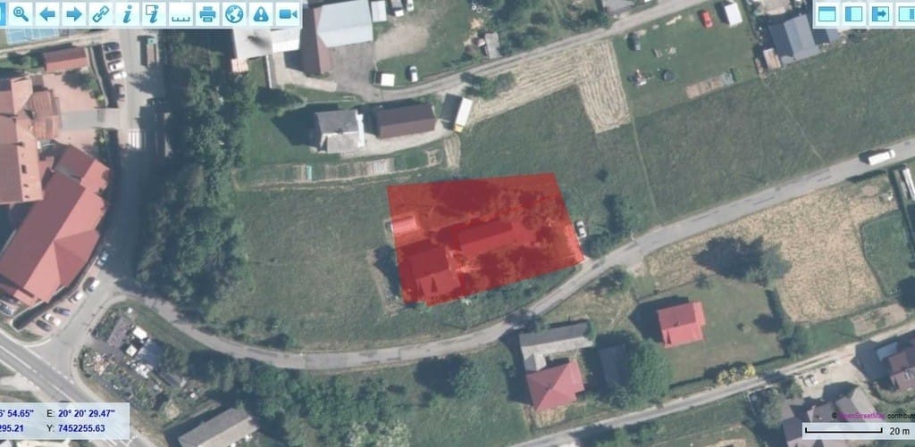 Dom 8 pokojowe na Sprzedaż