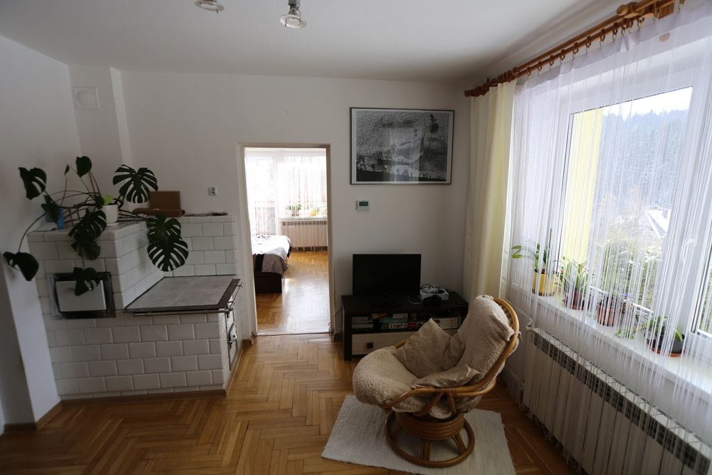 Dom 8 pokojowe na Sprzedaż
