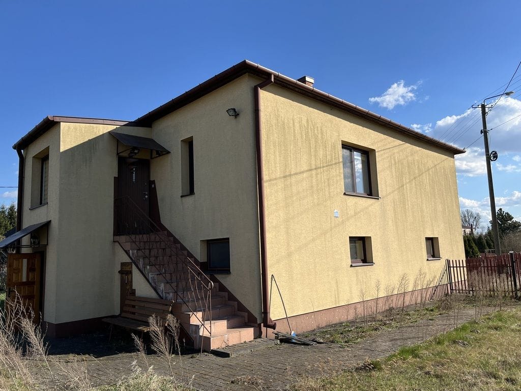 Dom 3 pokojowe na Sprzedaż