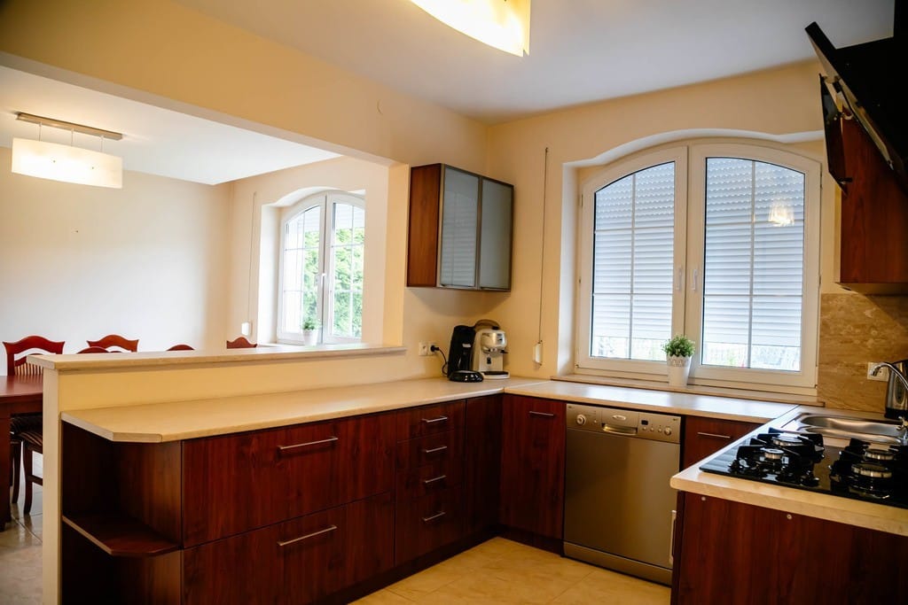 Dom 5 pokojowe na Sprzedaż