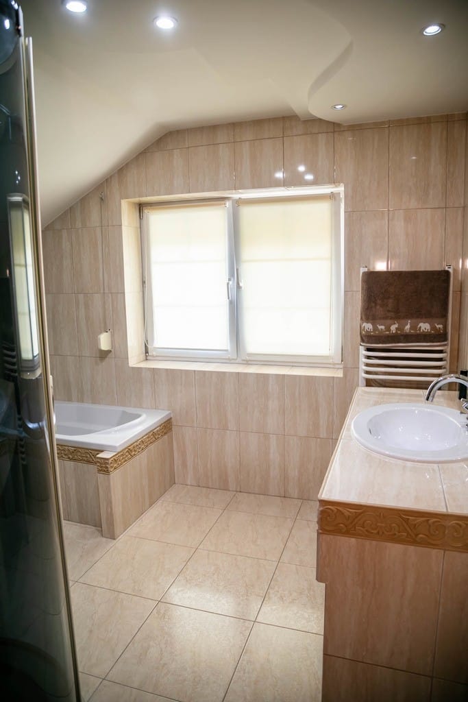 Dom 5 pokojowe na Sprzedaż