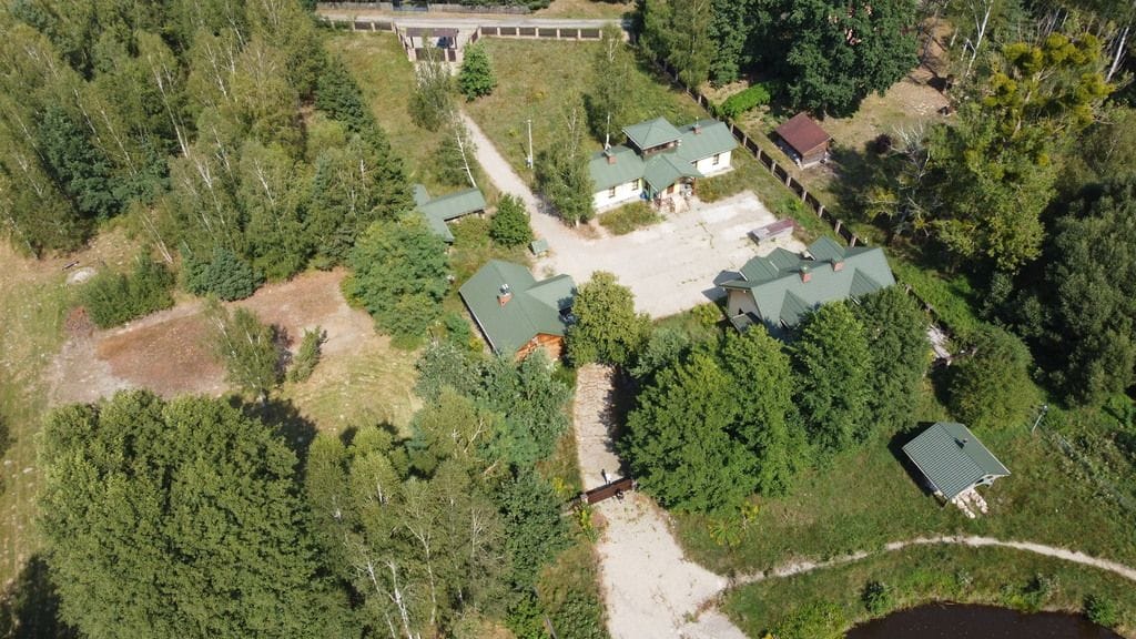 Dom 6 pokojowe na Sprzedaż