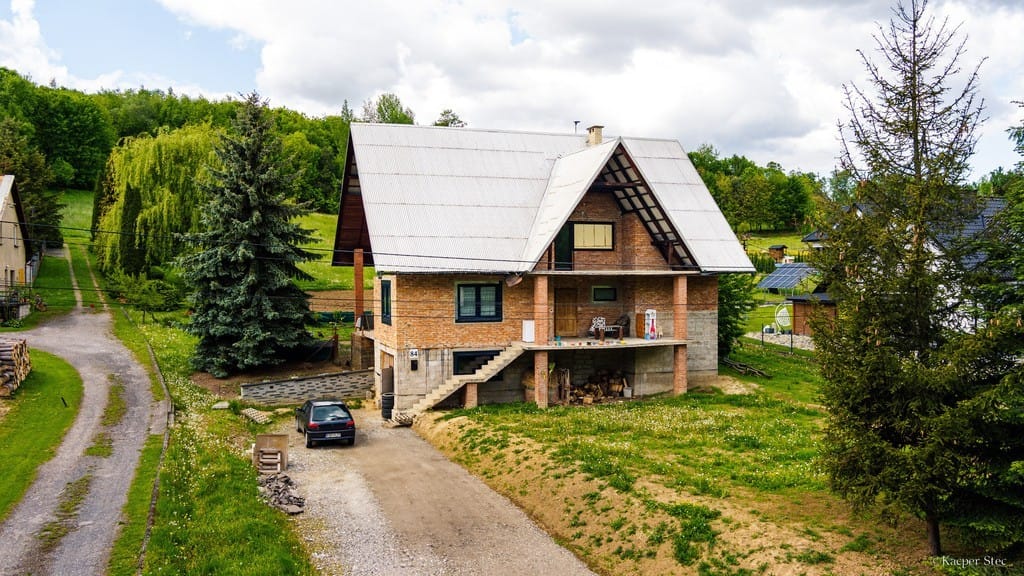 Dom 5 pokojowe na Sprzedaż