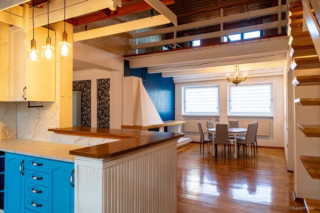 Dom 4 pokojowe na Sprzedaż