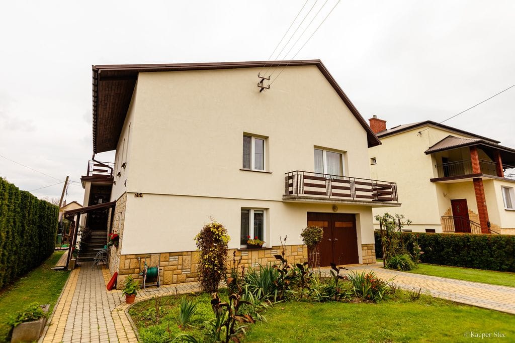 Dom 5 pokojowe na Sprzedaż