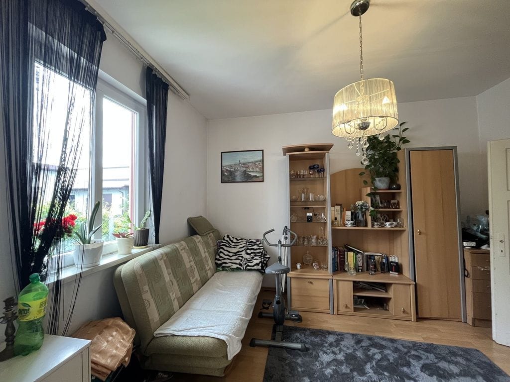 Dom 5 pokojowe na Sprzedaż