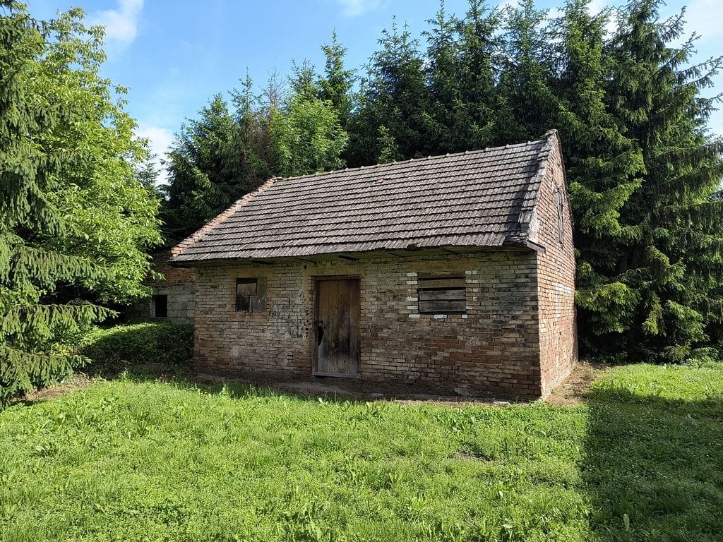 Dom 5 pokojowe na Sprzedaż