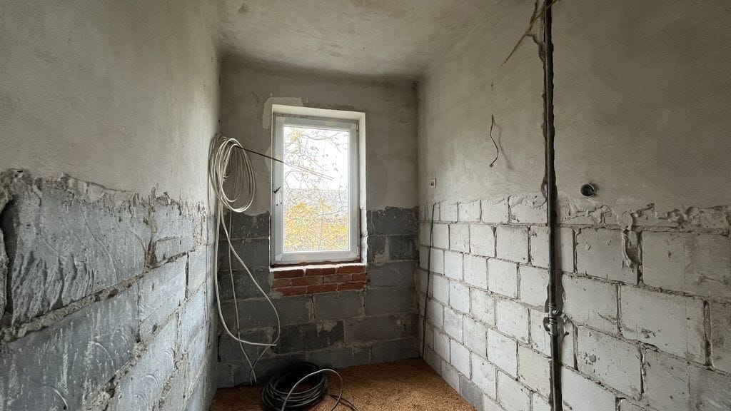 Dom 8 pokojowe na Sprzedaż