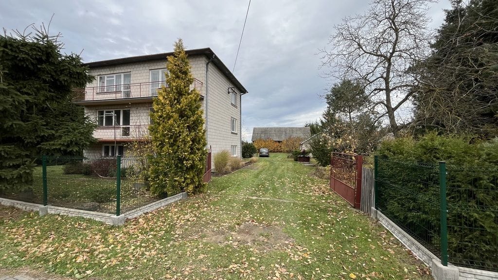 Dom 8 pokojowe na Sprzedaż