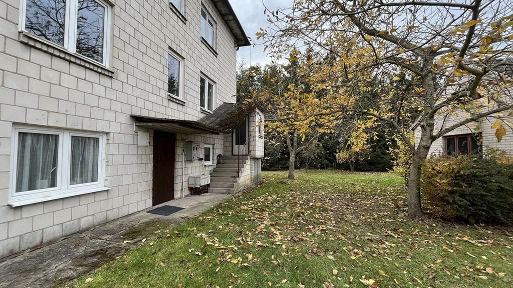 Dom 8 pokojowe na Sprzedaż