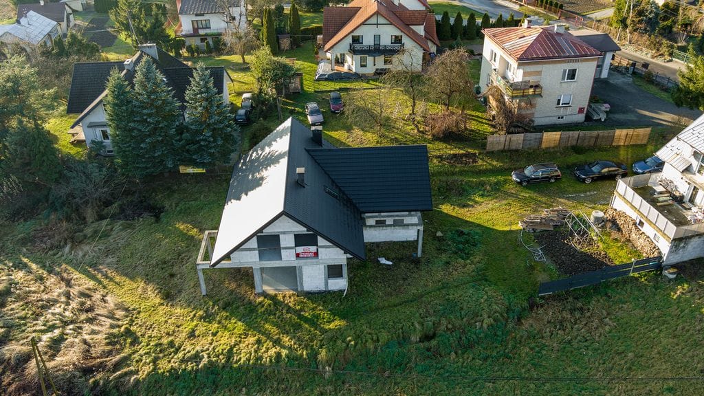 Dom 5 pokojowe na Sprzedaż