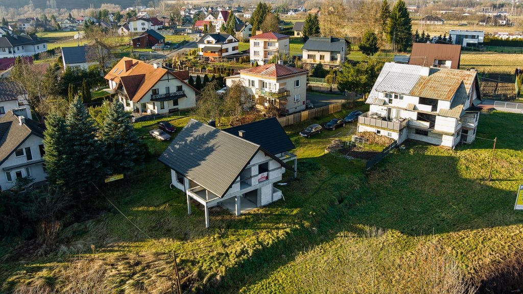 Dom 5 pokojowe na Sprzedaż