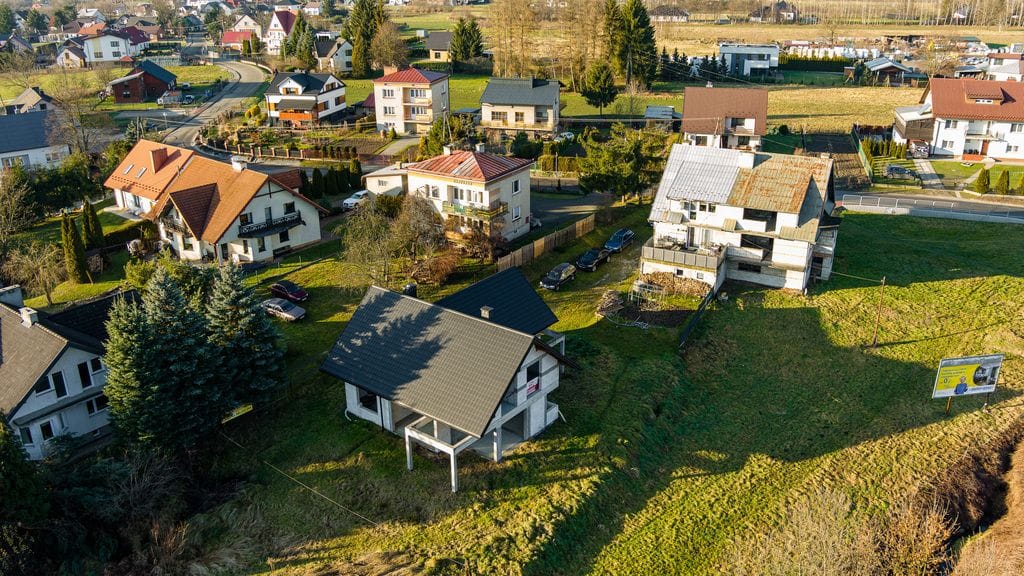 Dom 5 pokojowe na Sprzedaż