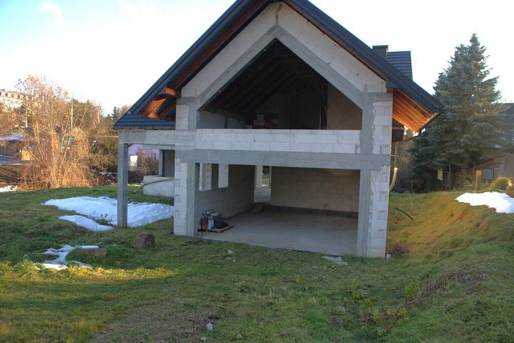 Dom 5 pokojowe na Sprzedaż