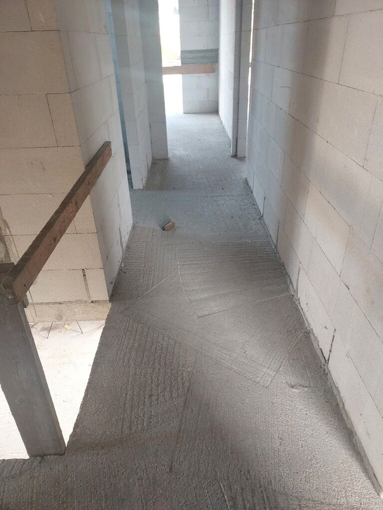 Dom 5 pokojowe na Sprzedaż