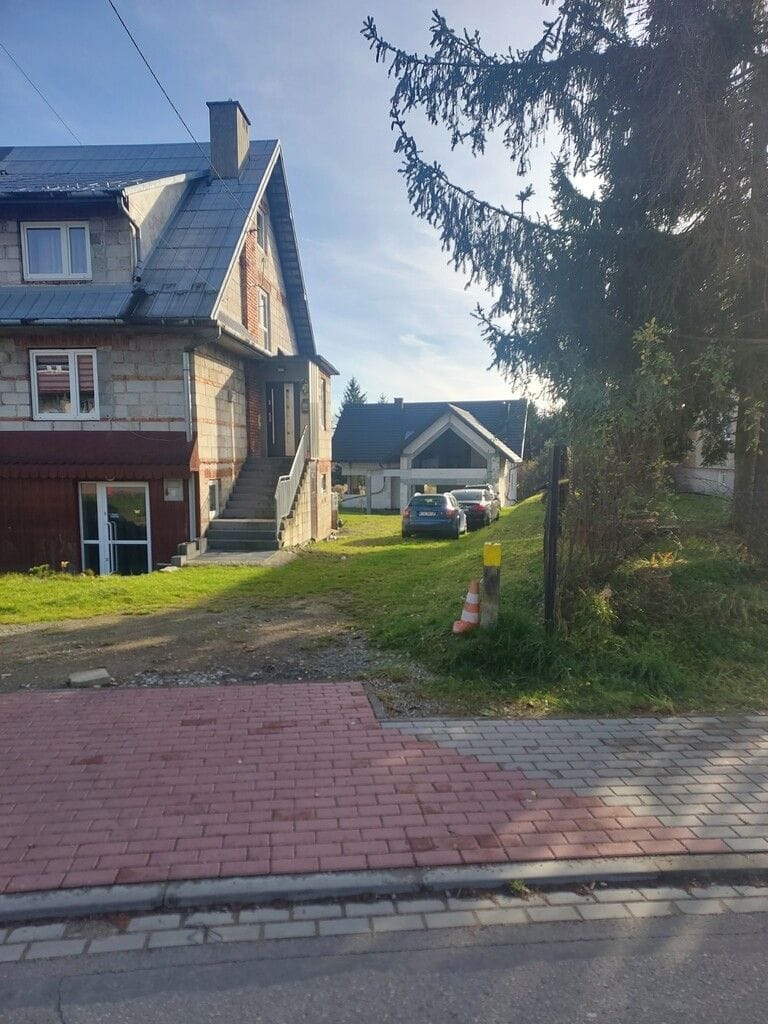 Dom 5 pokojowe na Sprzedaż