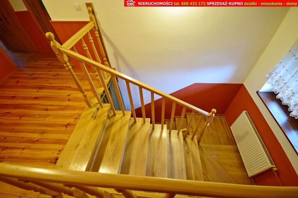 Dom 6 pokojowe na Sprzedaż