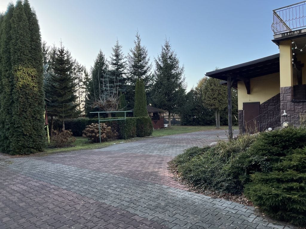 Dom 7 pokojowe na Sprzedaż