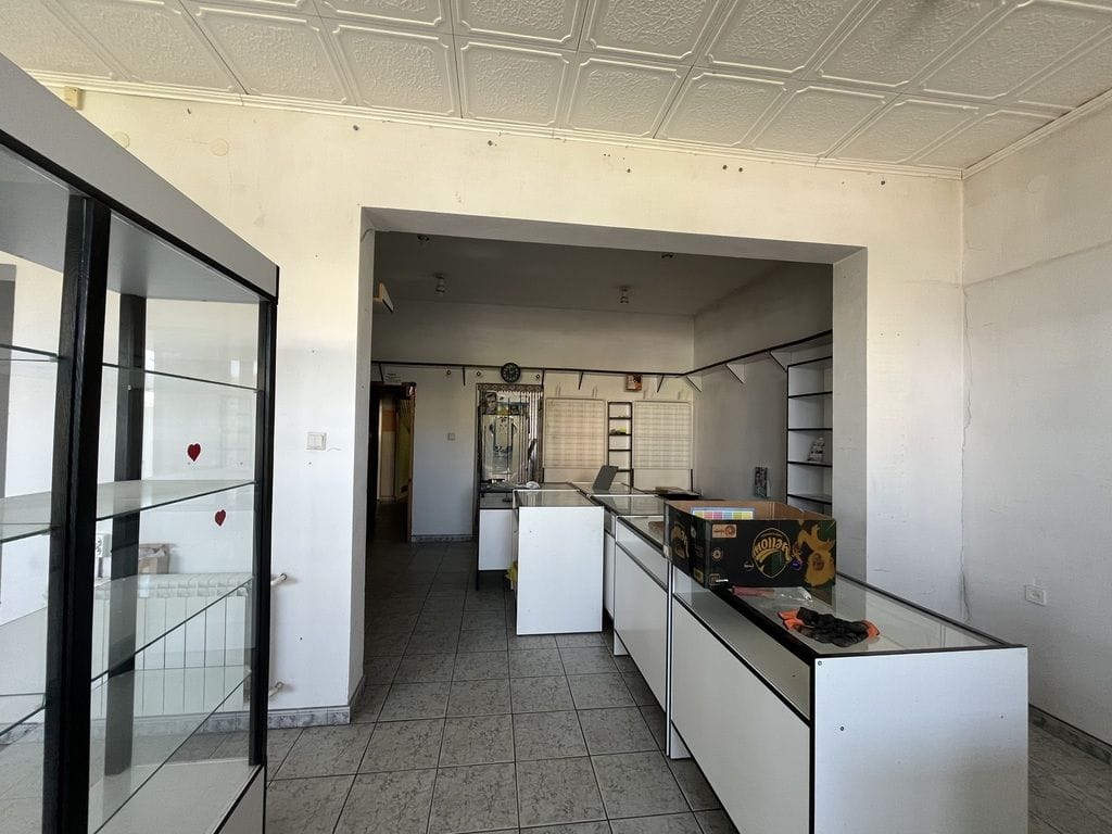 Dom 7 pokojowe na Sprzedaż