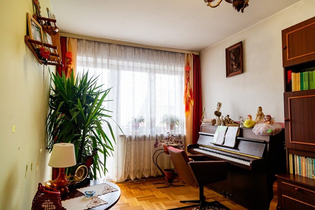 Dom 6 pokojowe na Sprzedaż