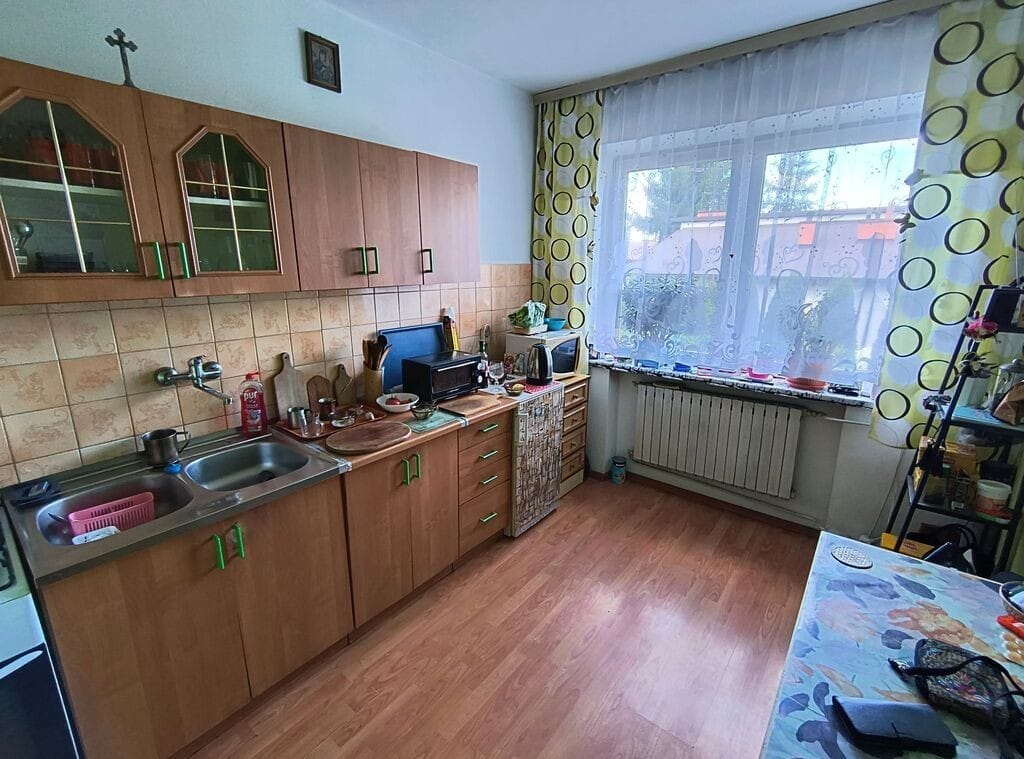 Dom 6 pokojowe na Sprzedaż