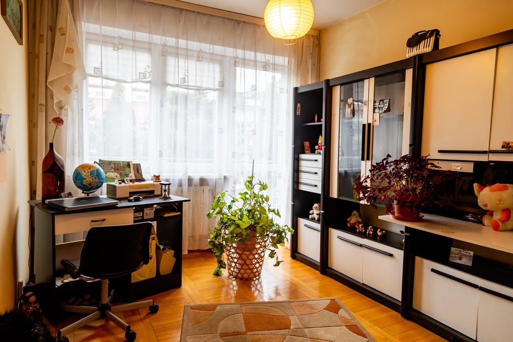 Dom 6 pokojowe na Sprzedaż