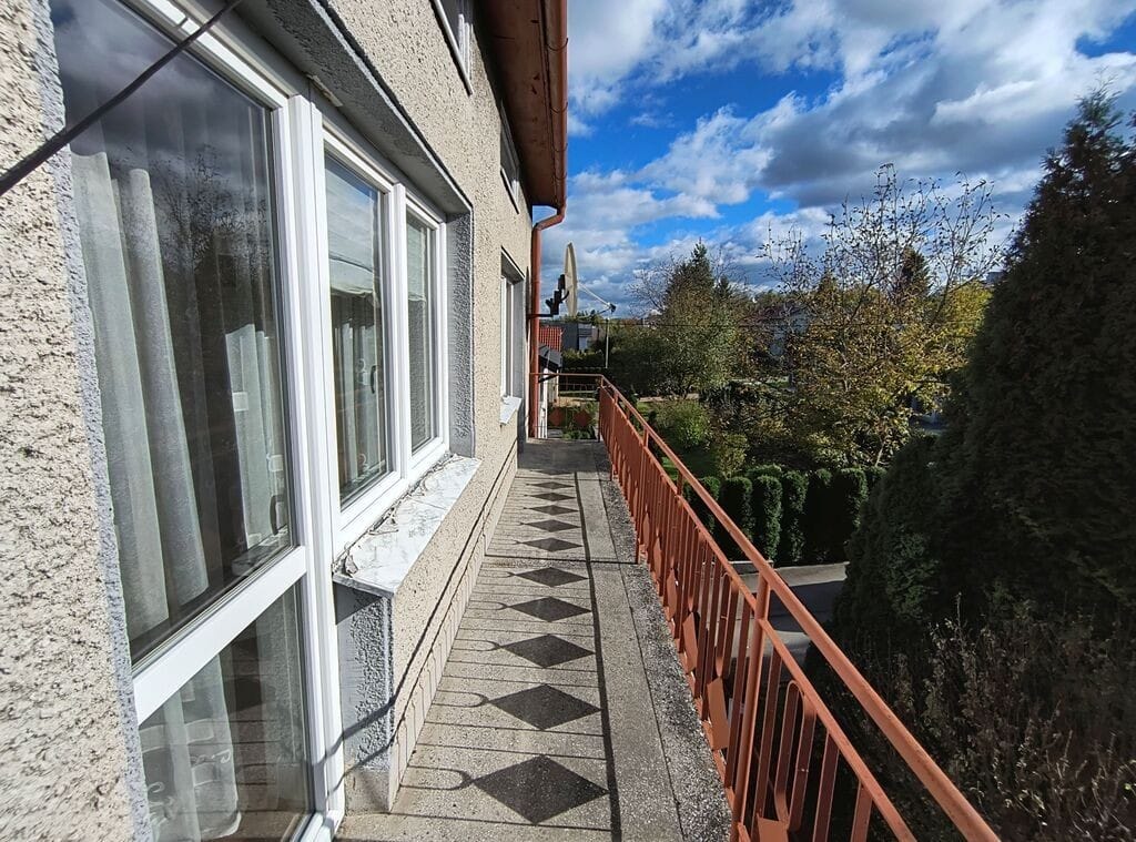 Dom 6 pokojowe na Sprzedaż