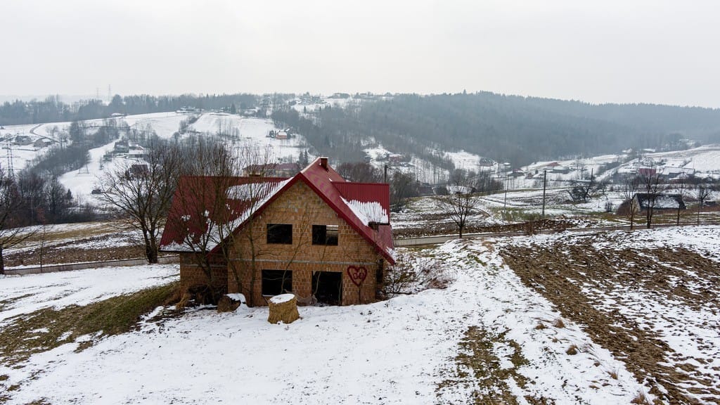 Dom 4 pokojowe na Sprzedaż