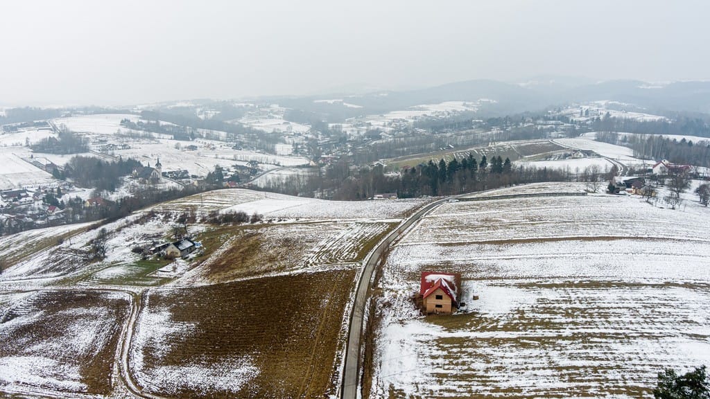 Dom 4 pokojowe na Sprzedaż