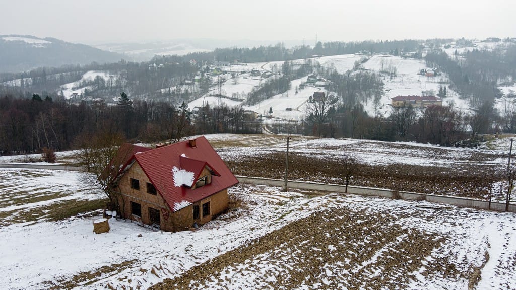 Dom 4 pokojowe na Sprzedaż