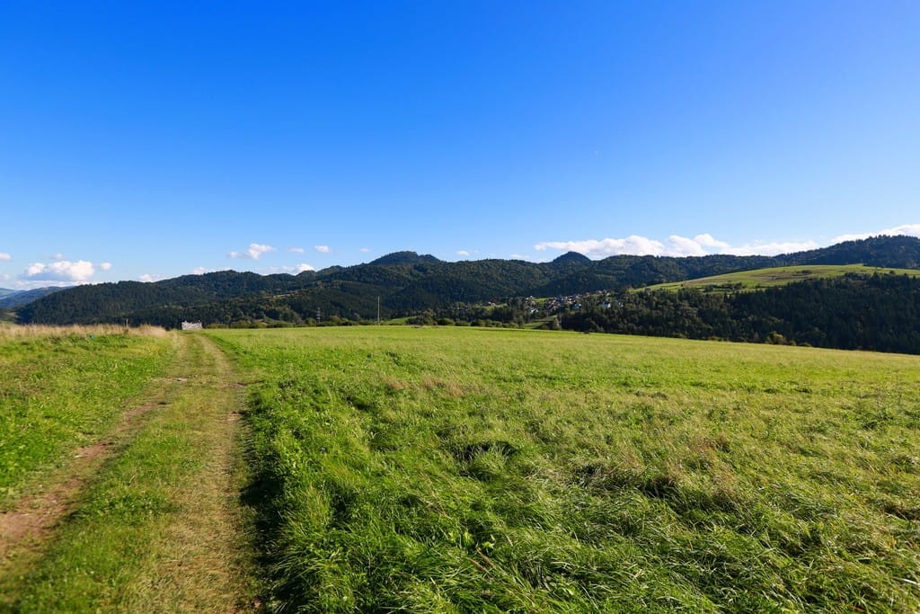 Działka  pokojowe na Sprzedaż
