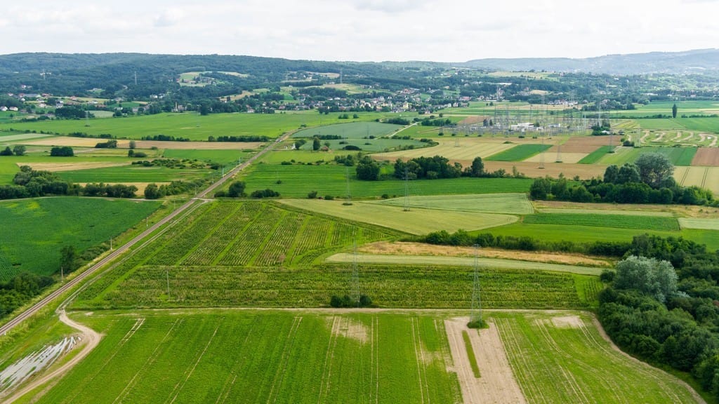 Działka  pokojowe na Sprzedaż