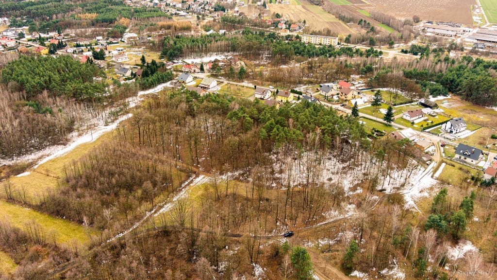 Działka  pokojowe na Sprzedaż