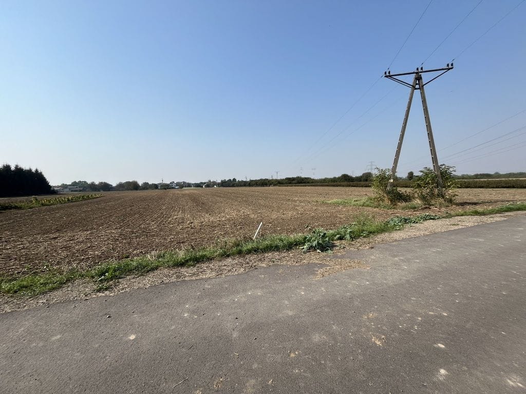 Działka  pokojowe na Sprzedaż