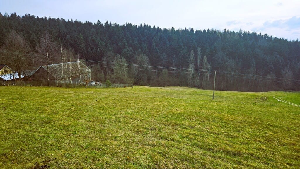 Działka  pokojowe na Sprzedaż