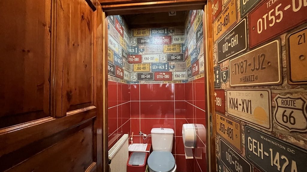 Lokal użytkowy  pokojowe na Sprzedaż