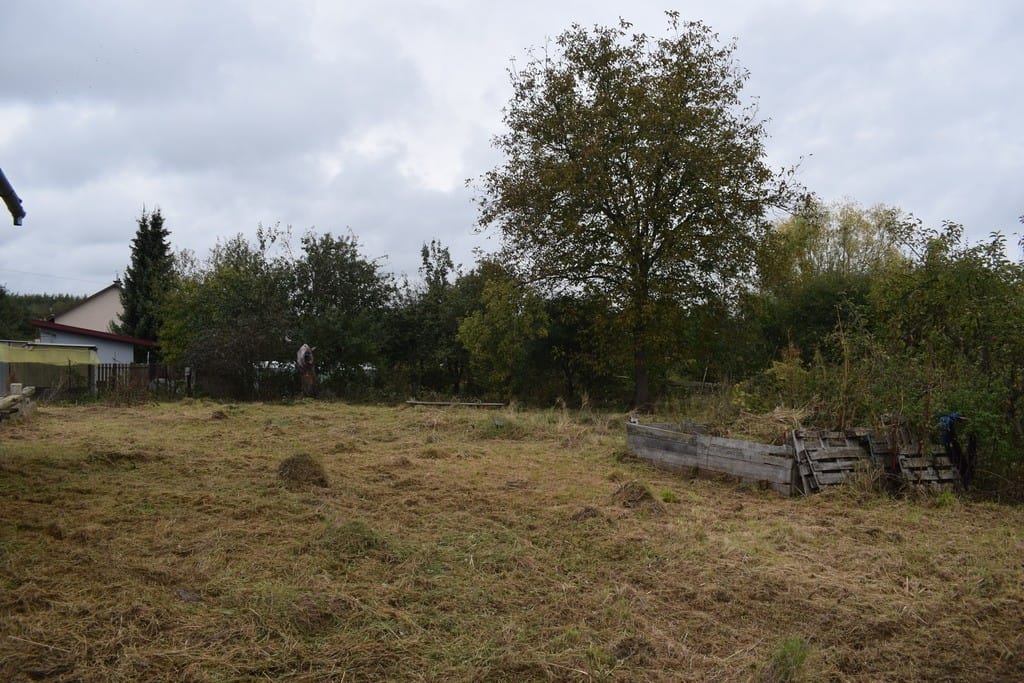 Działka  pokojowe na Sprzedaż