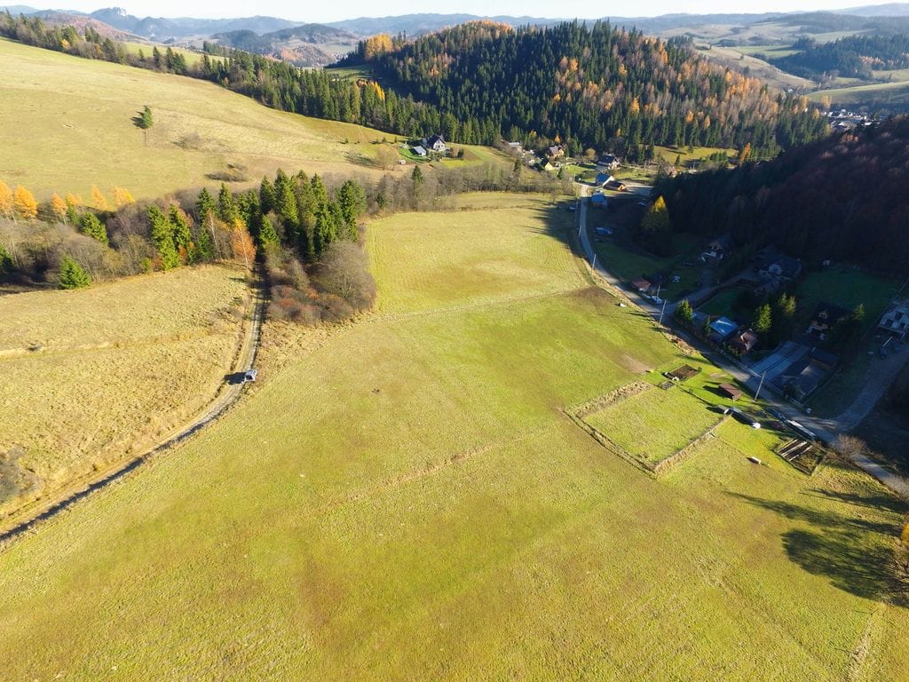 Działka  pokojowe na Sprzedaż